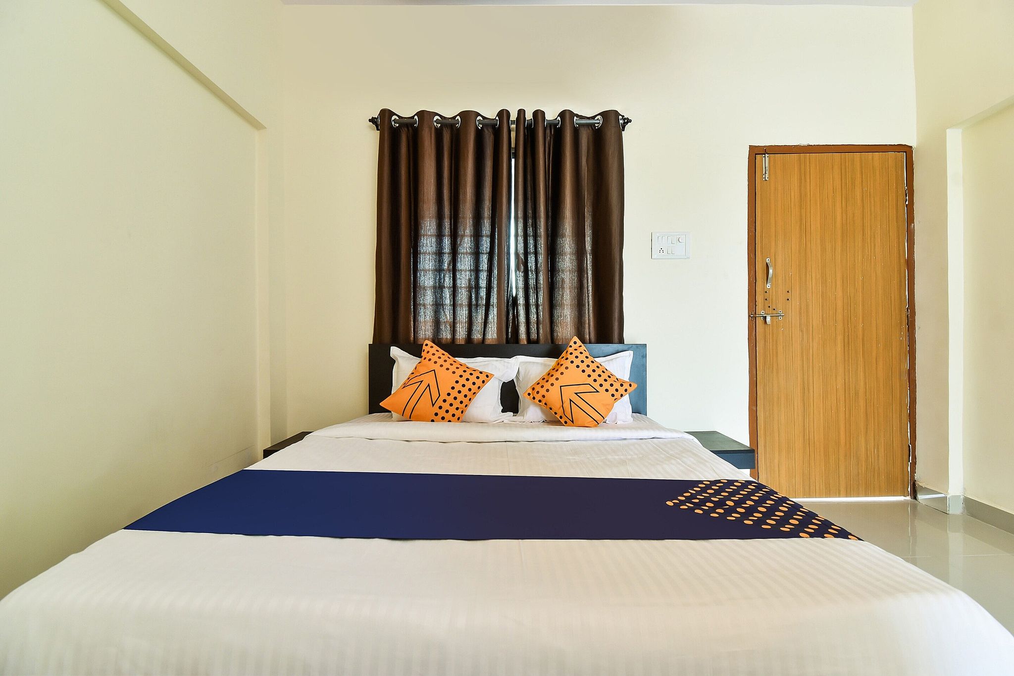 SPOT ON Carnival Resorts Classic 9