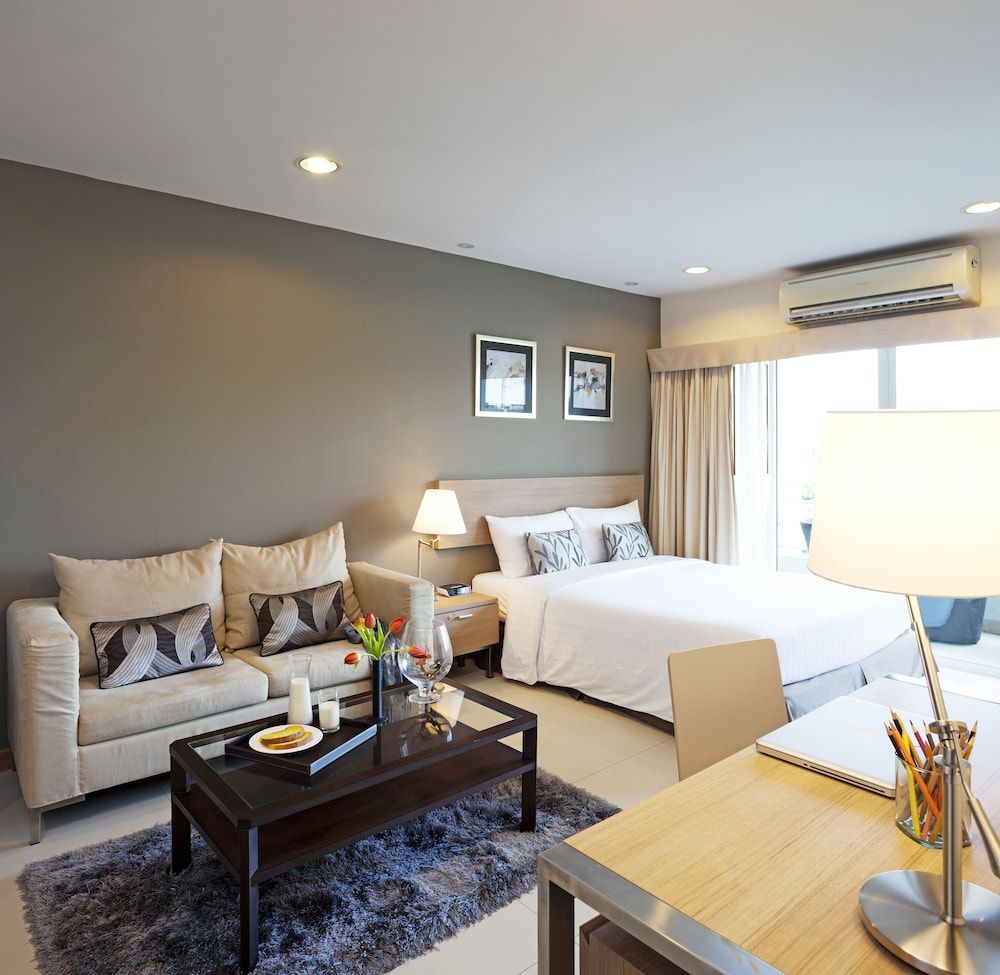 Viva Garden Serviced Residence Superior Studio, Balcony