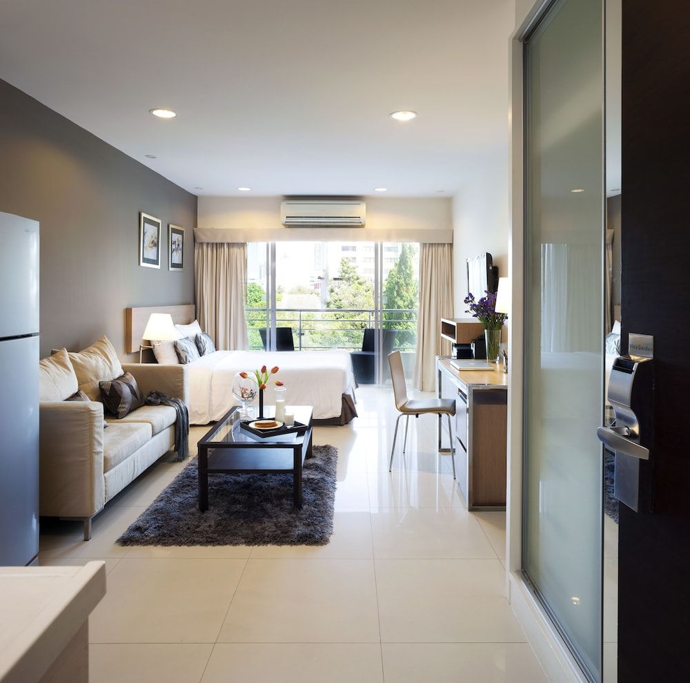 Viva Garden Serviced Residence Superior Studio, Balcony 2