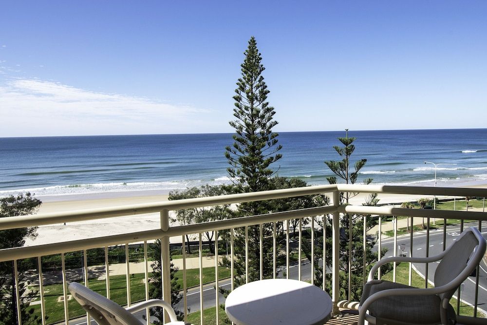 Seacrest Beachfront Holiday Apartments Two Bedroom Ocean View Apartment 18