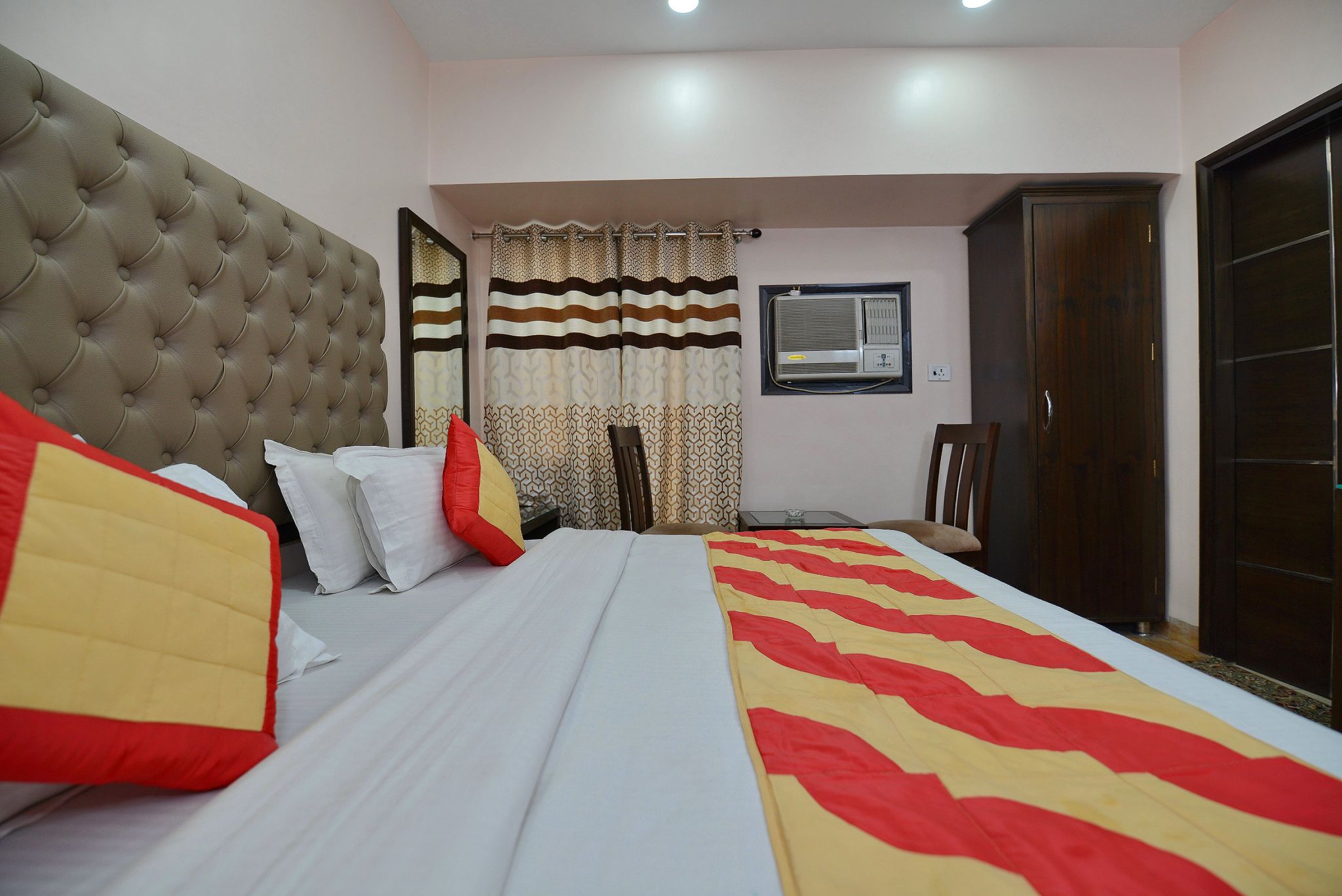 Deluxe Room With Free Wi-Fi-Local ID Accepted