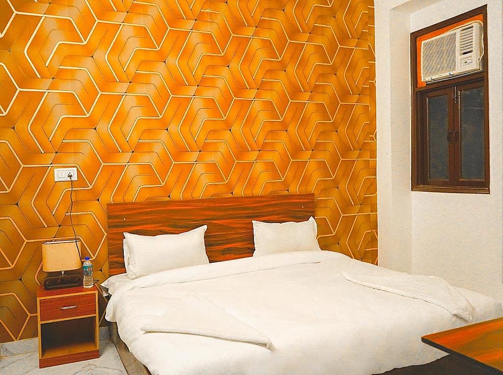 undefined Town Plaza 4