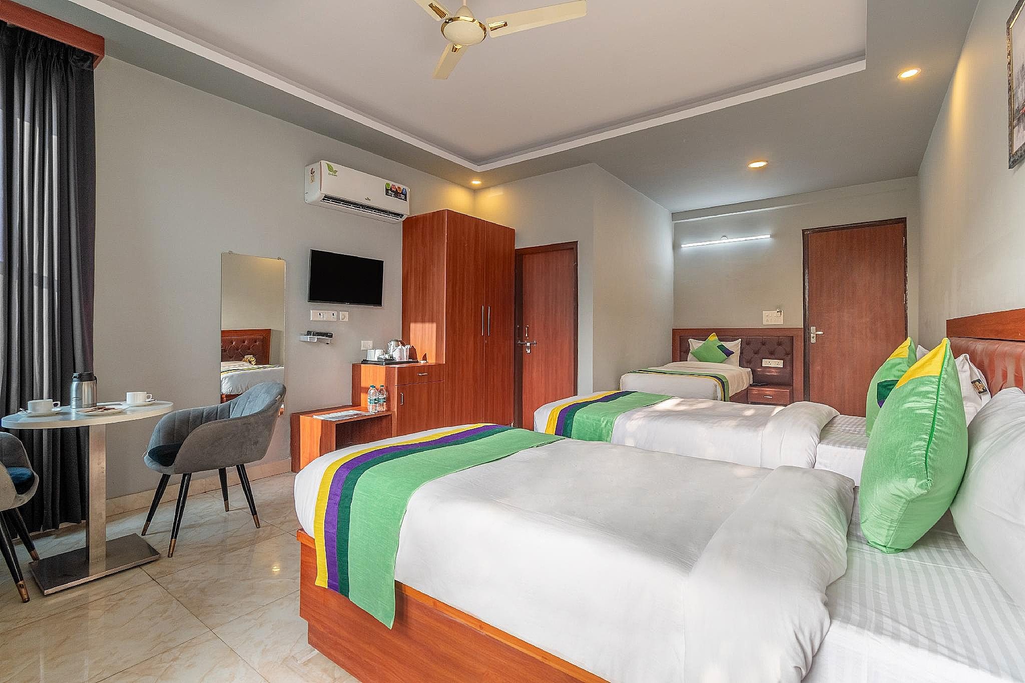 Double Deluxe Room