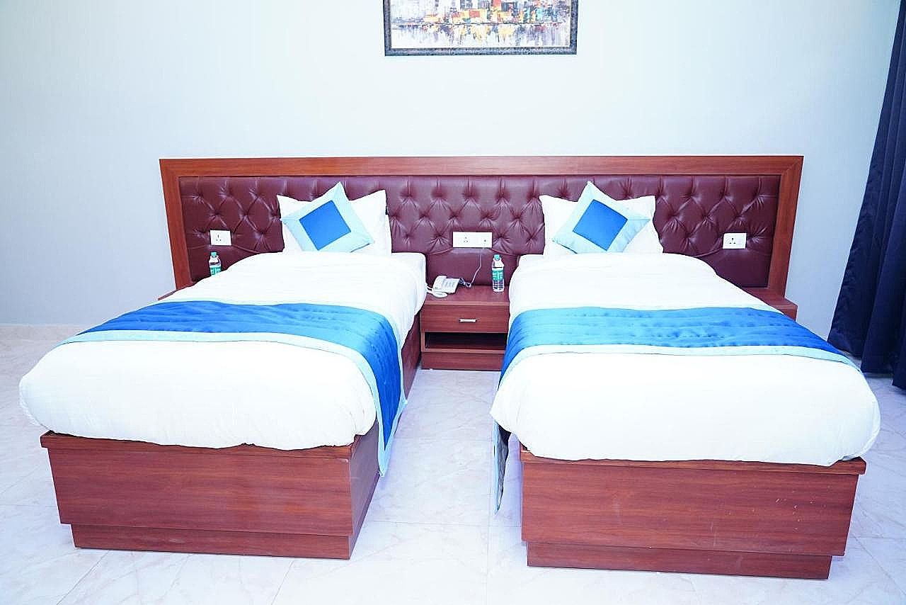 Expo Mart Inn Twin Bed Room 2