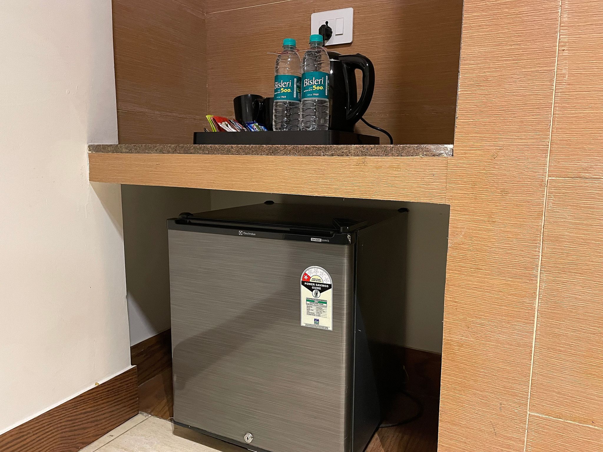 SK Klyde Grand Delhi NCR Deluxe Room 13