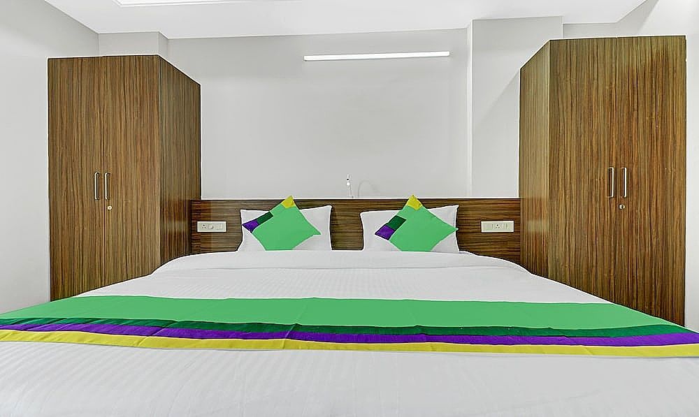 Treebo Raga Standard Double Room 4