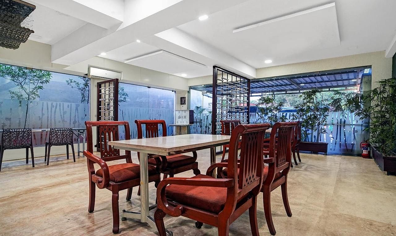 undefined Hotel Swarna'S 4