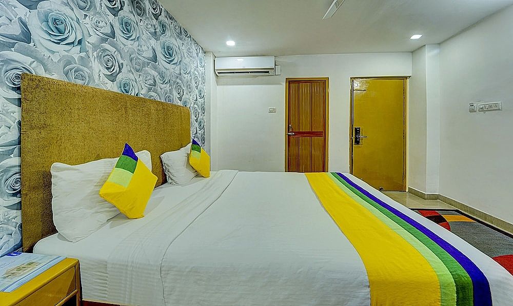 Itsy Hotels Buddha Inn Double Room 2