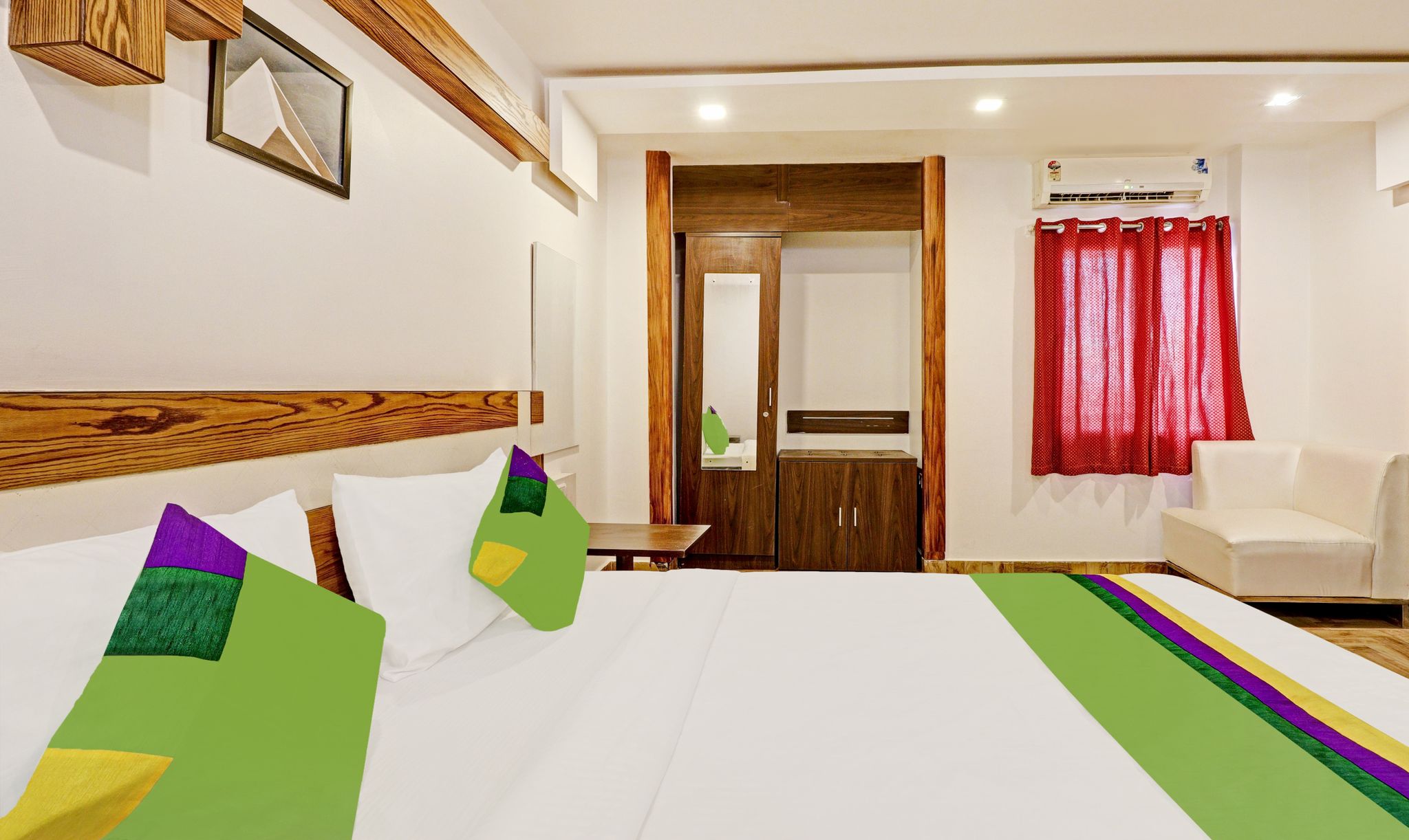 Hotel Verdisso	 Standard Double Room 4