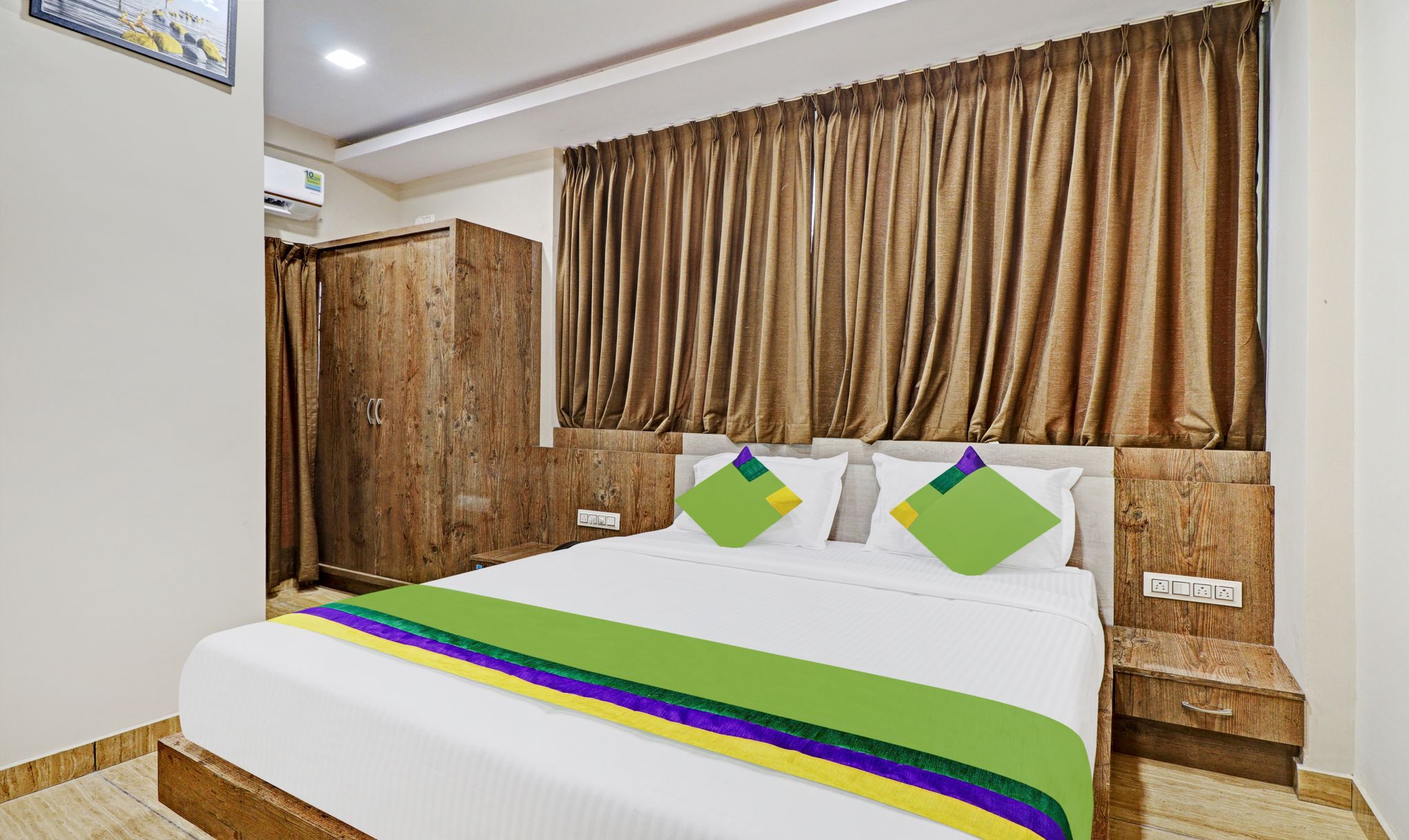 Treebo Zion Standard Double Room 5