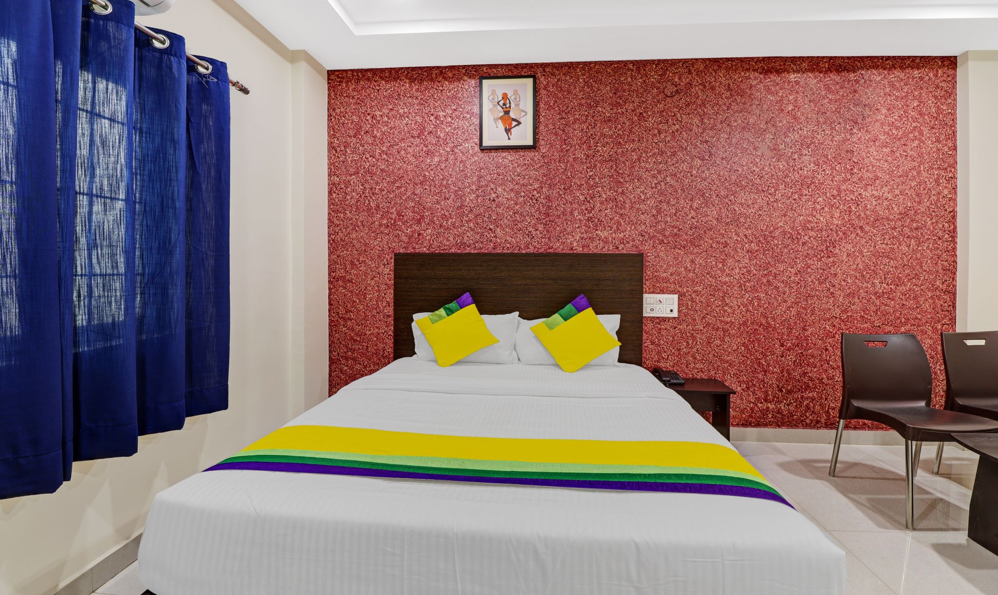 Itsy Hotels Harsha Comforts Standard Double Room 3