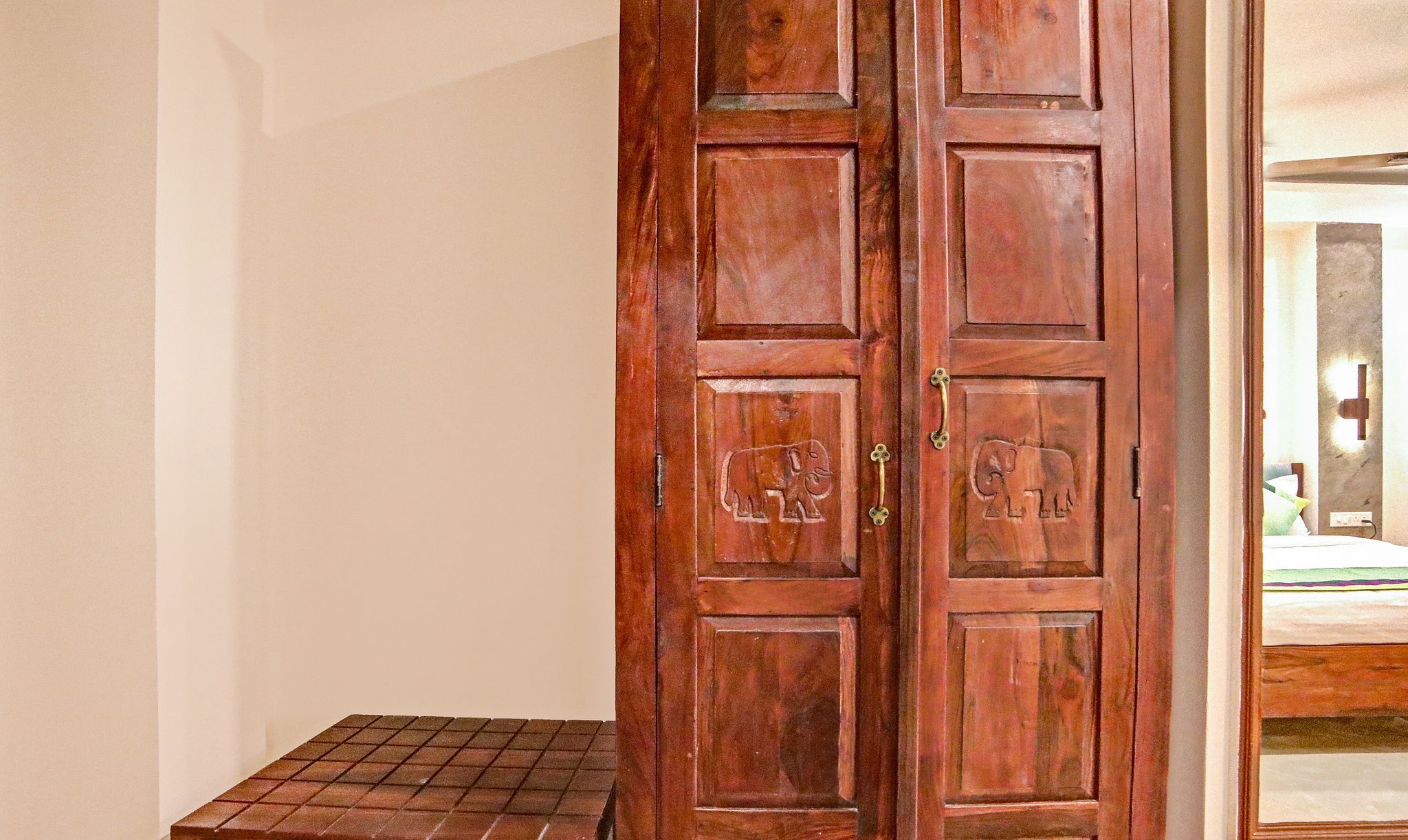 Treebo Lazystay Elite Standard Double Room 18