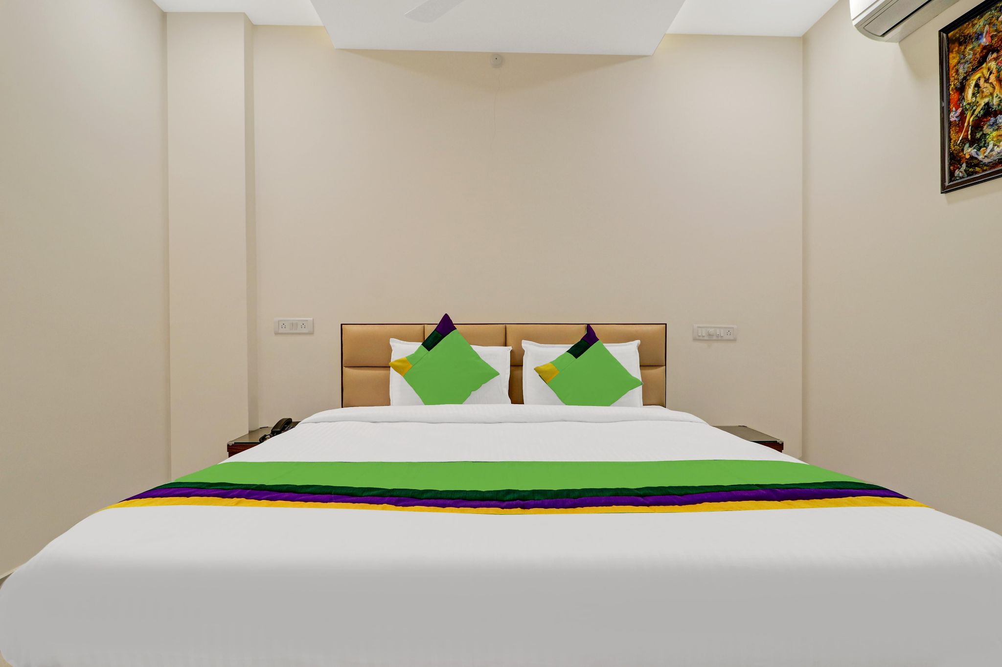 Treebo Virat Residency, US Consulate Standard Double Room 2