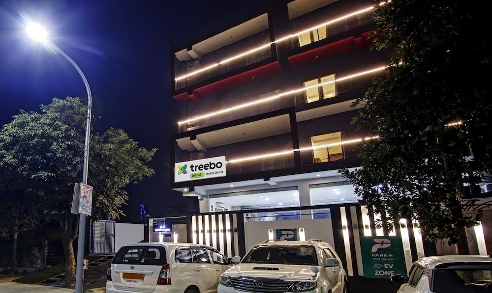 undefined Treebo Noida Grand 6