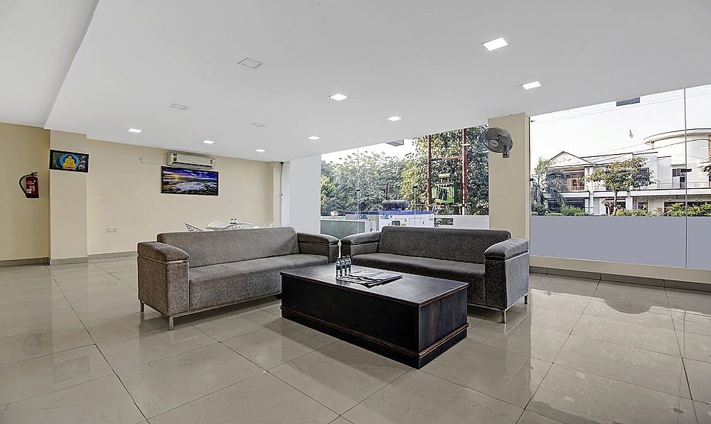 undefined Treebo Noida Grand 4