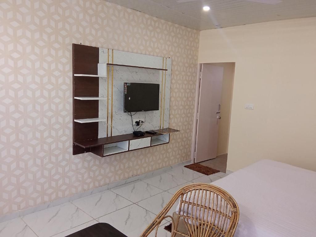 IN APPLE ESTATE KANATAL Classic Room with Mountain View 22