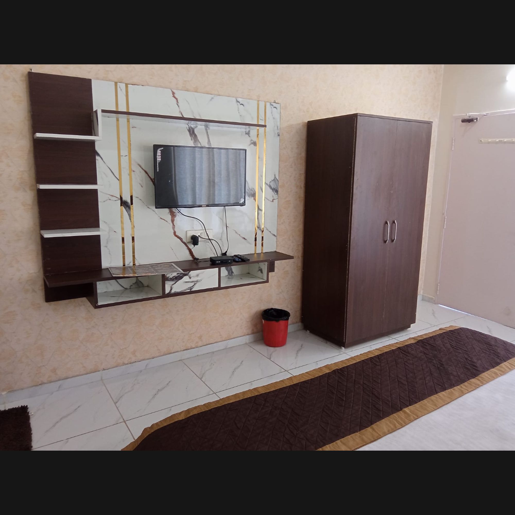 IN APPLE ESTATE KANATAL Classic Room with Mountain View 28