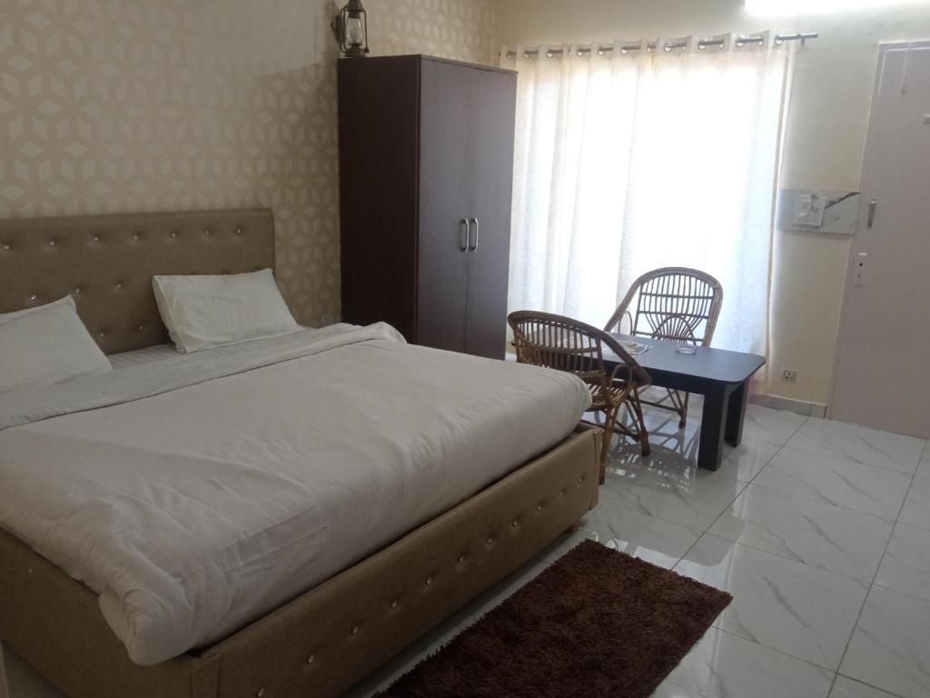 IN APPLE ESTATE KANATAL Classic Room with Mountain View 4