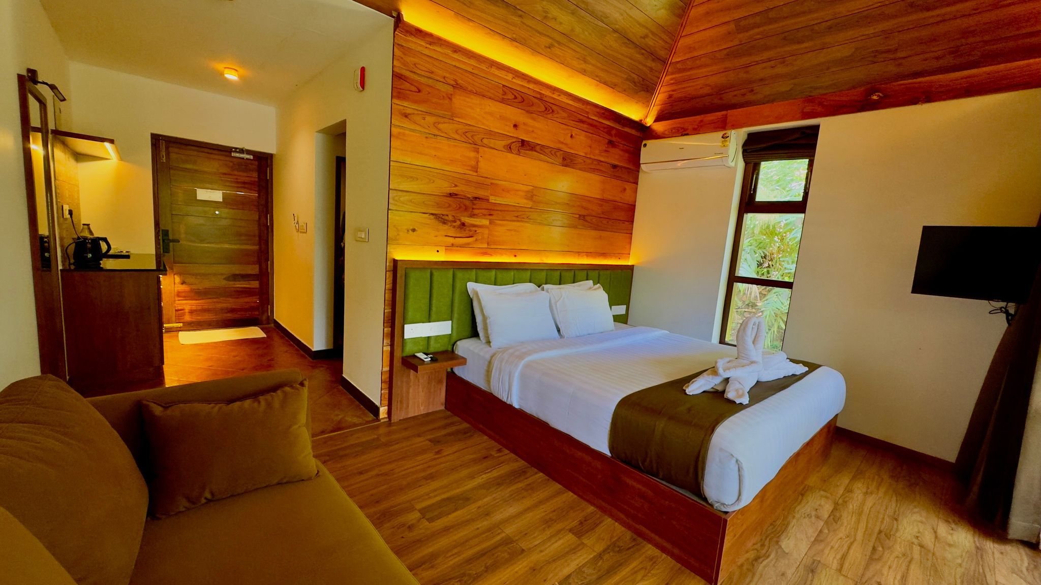 Premium Hill View Room
