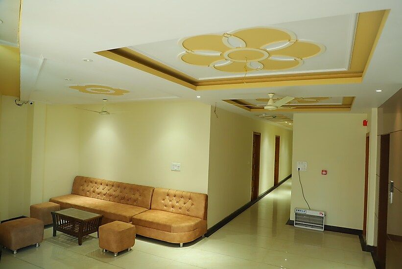 undefined Hotel Kristal Inn 6