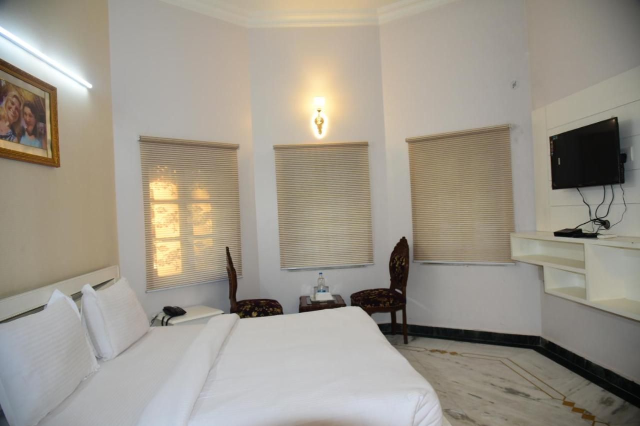 Shakuntala Palace Executive Room 9