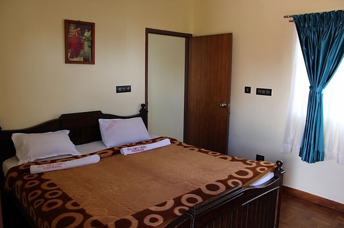 Honeymoon Suite