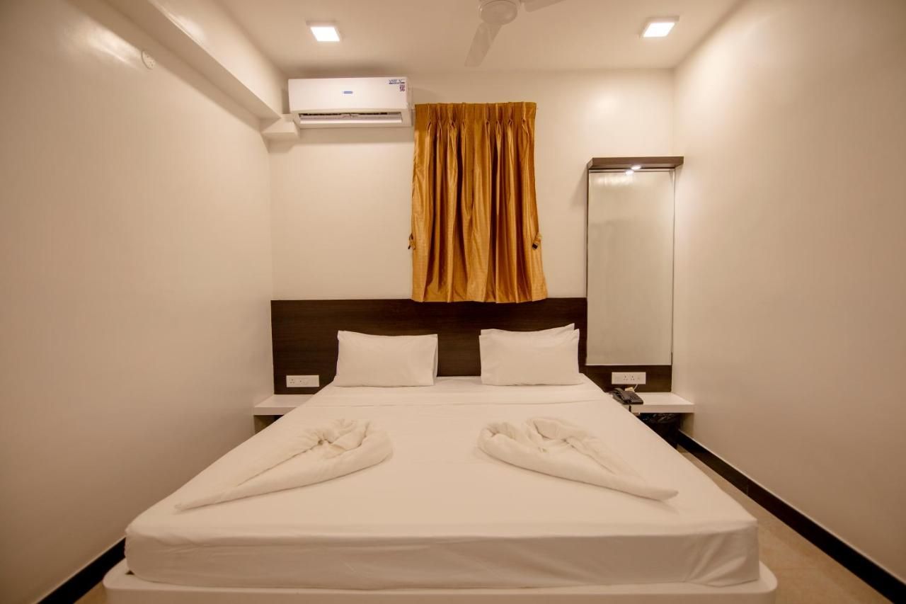 Gopuram Residency Family Deluxe AC