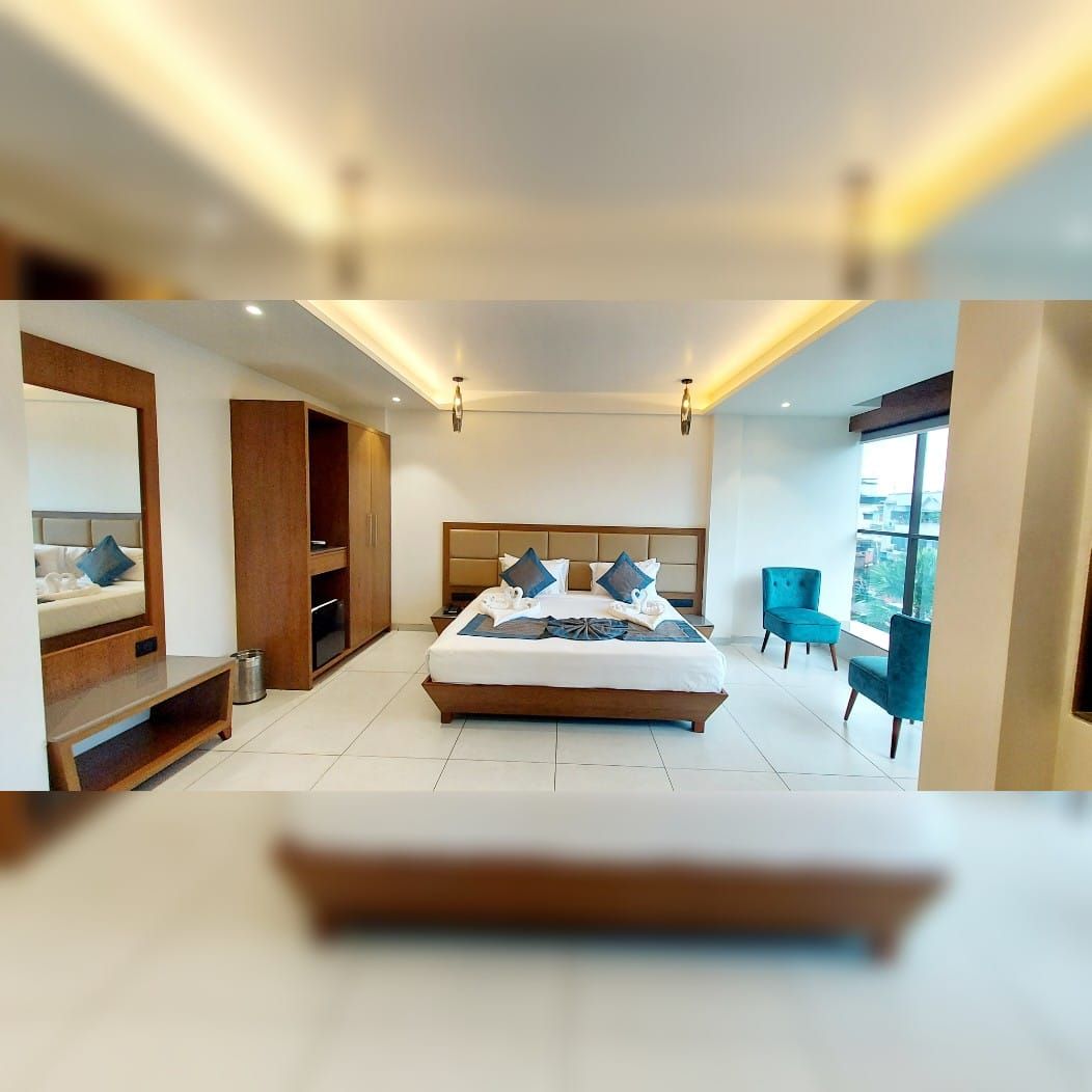 Premium  Room