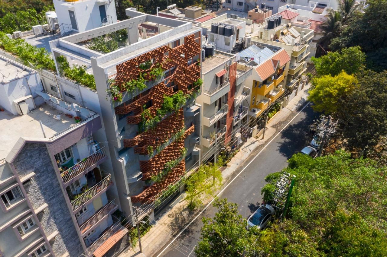 Iris Suites ( A Unit Of Grand International)