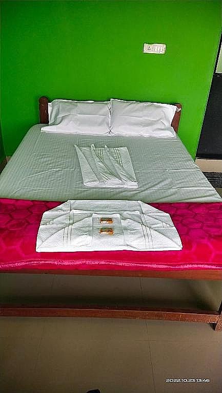 Hill Top Arambol Standard Double Room 4