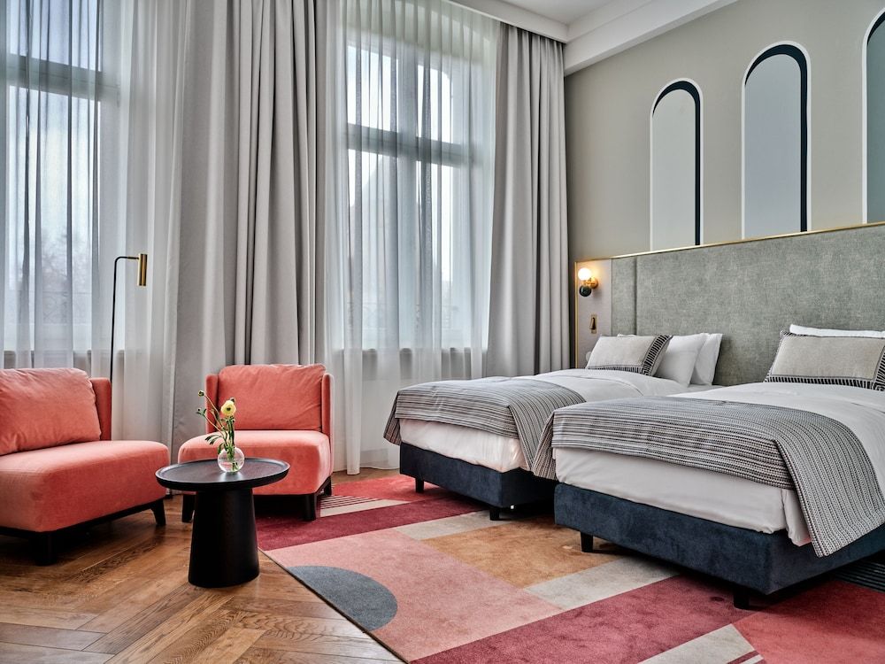 Standard Twin Room