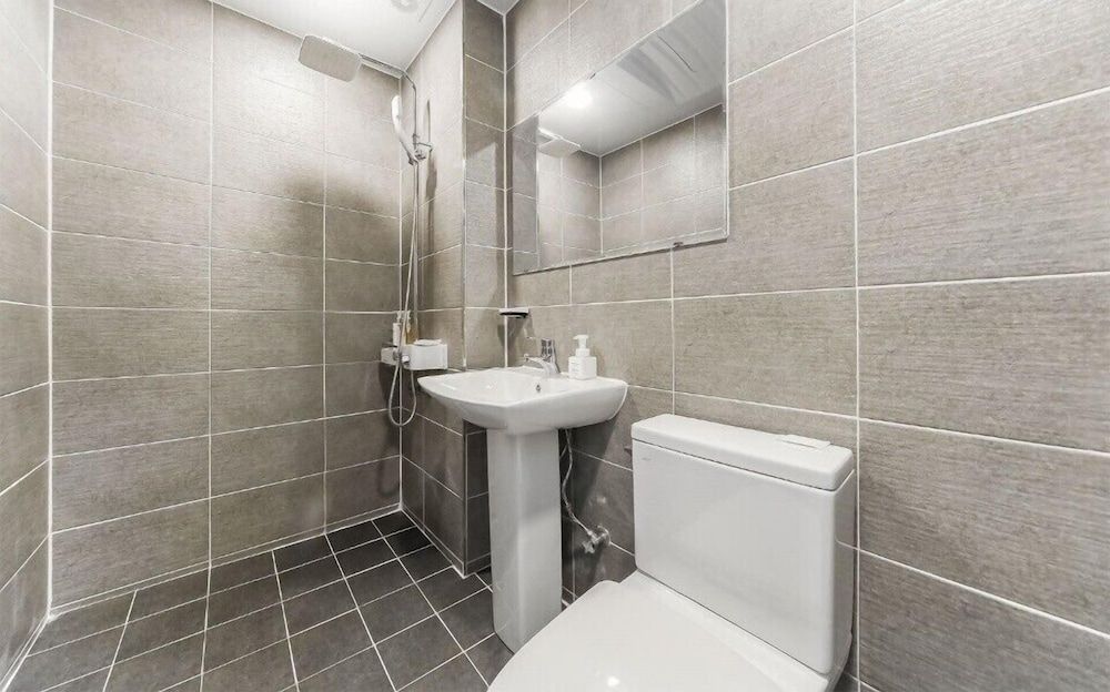 Vallas Hotel & Guest house Standard Double Room (No Breakfast served on Monday/ Saturday/Sunday) 9