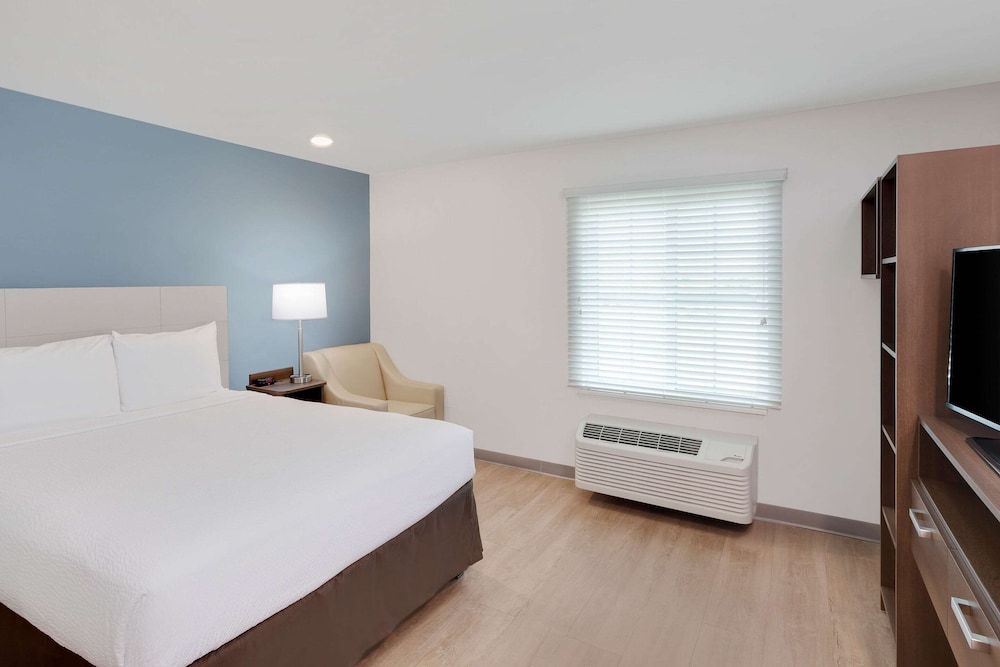 Woodspring Suites  West Des Moines