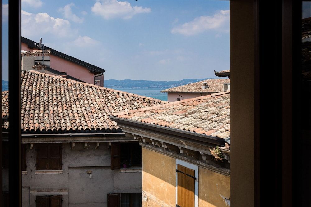 Hotel Corte Regina Double Room, Partial Lake View 4