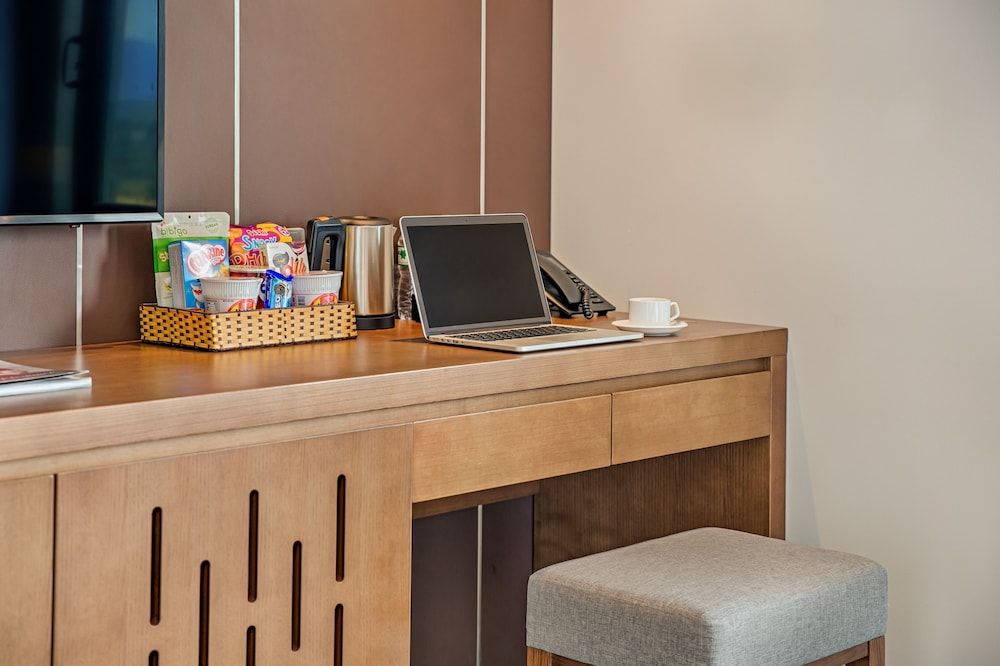 undefined Avora Boutique Hotel 4