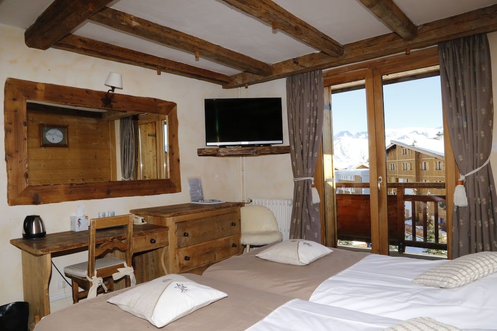 Superior Room, 1 Double Bed, Mountain View