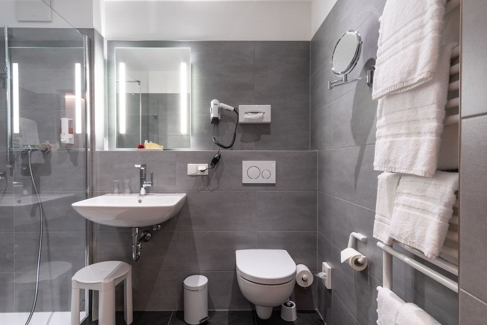 Hotel Elysee Superior Double Room 7