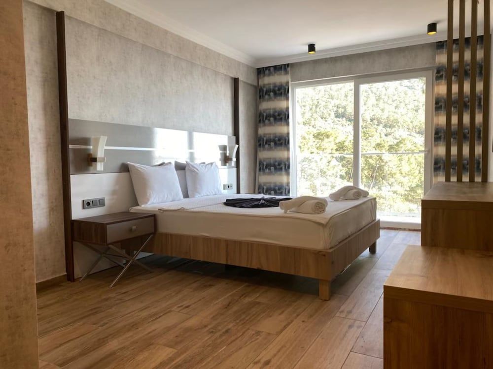 King Royal Palace Ölüdeniz Standard Room with Sea View 2