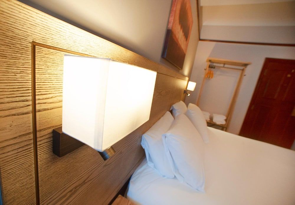 Shah of Persia, Poole by Marston's Inns Double Room 5