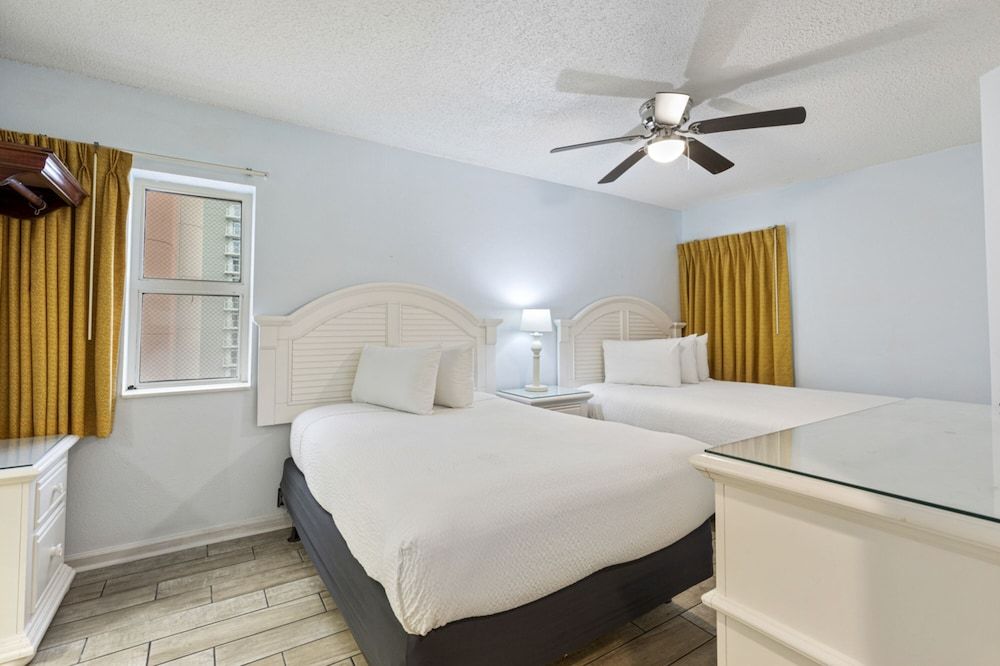 Signature Condo, 2 Bedrooms, Beach View, Oceanfront
