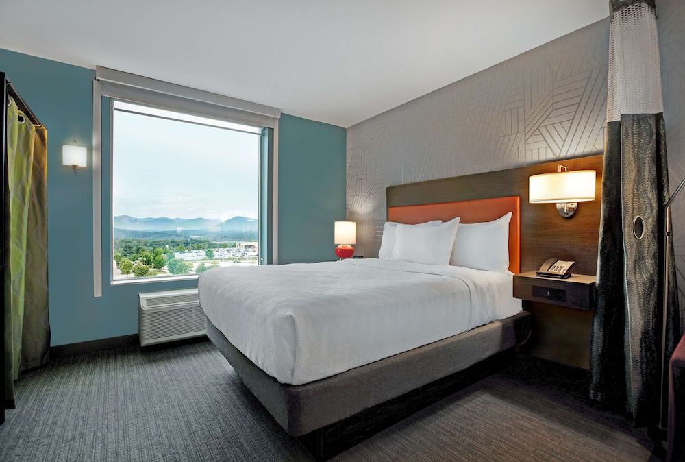 Studio, 1 Queen Bed, Bay View