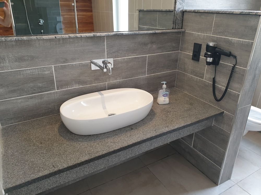 Kasumai Beach Resort Superior Suite, Partial Ocean View 7