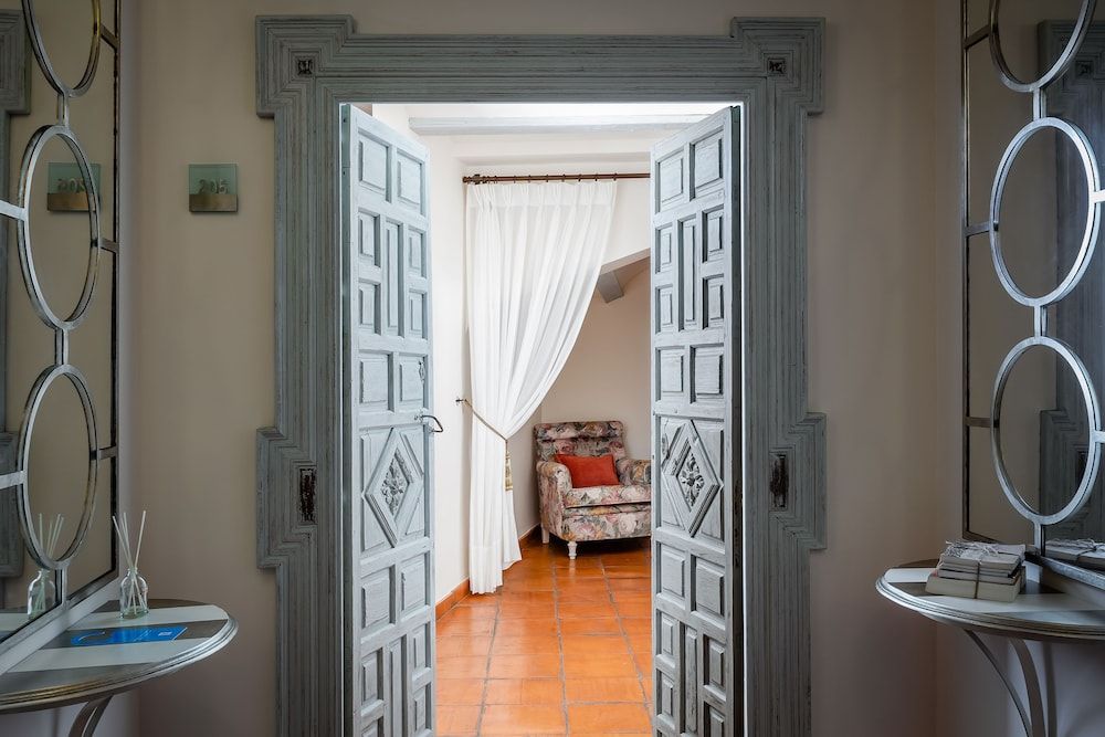 Hotel  YIT La Casona del Arco Junior Double Room 4