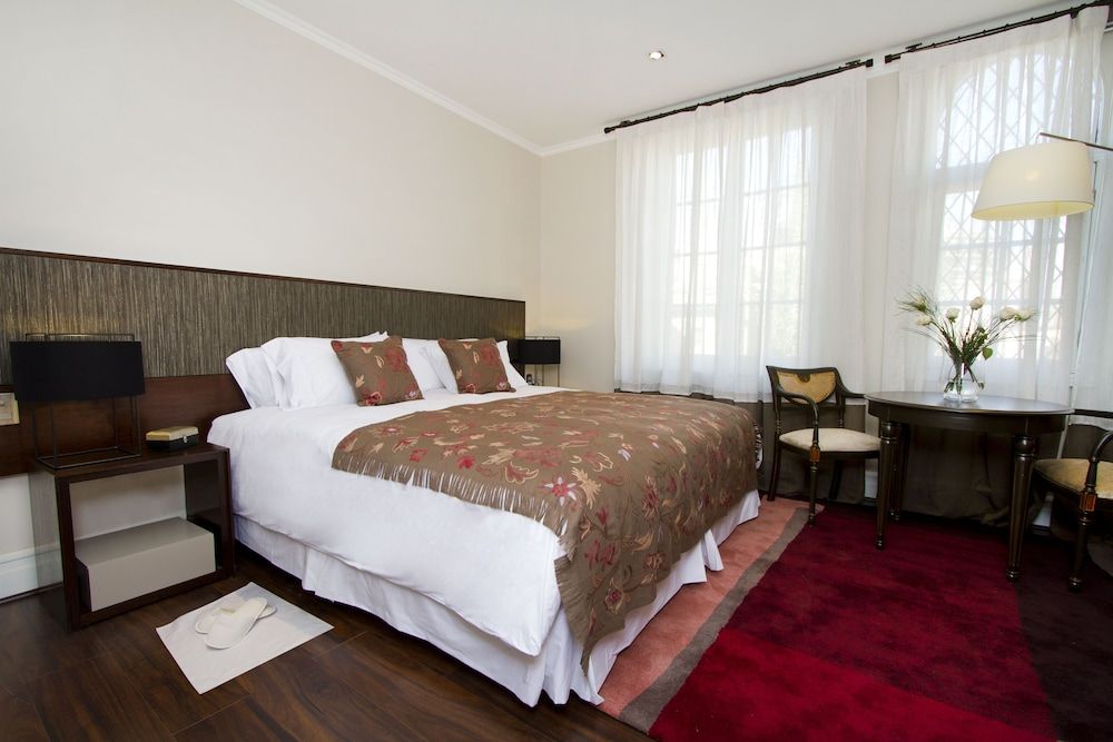 Superior Room, 1 King Bed
