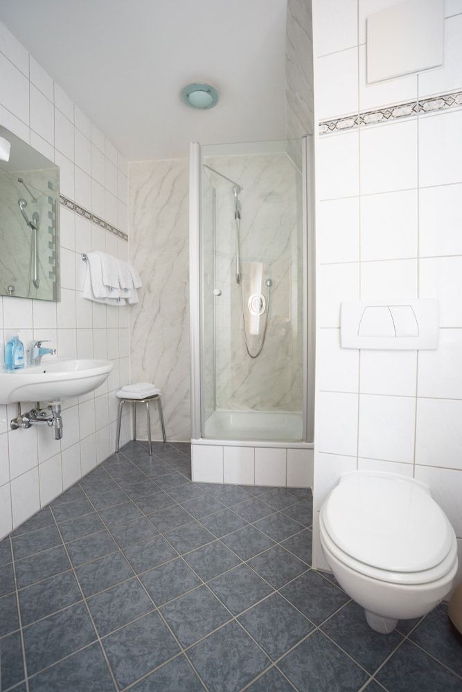 undefined Hotel Drei Kreuz 9