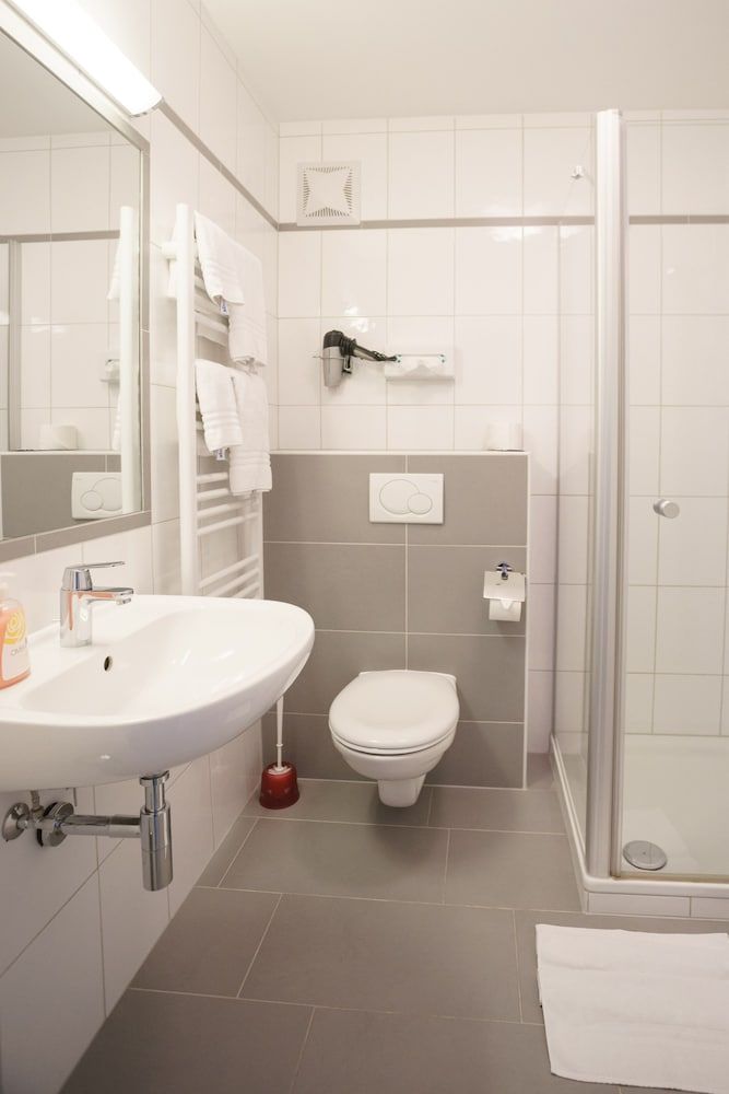 undefined Hotel Drei Kreuz 8