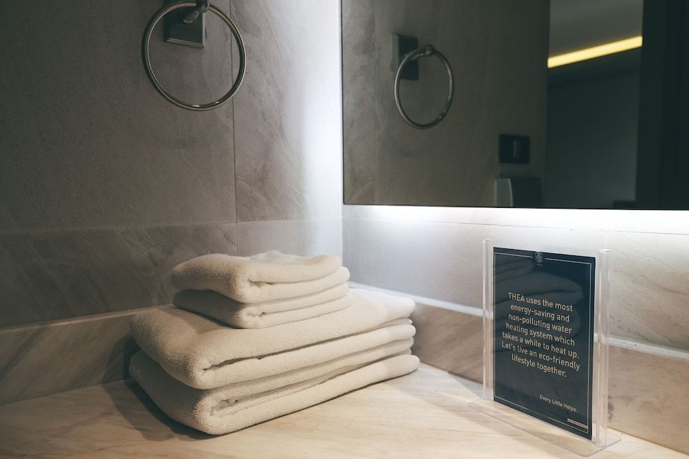 THEA Private Suites by TH District 2 Bedrooms Presidential Suite 18