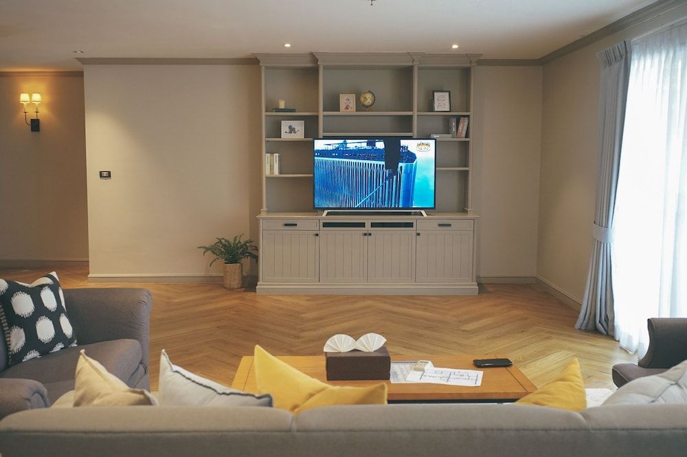 THEA Private Suites by TH District 2 Bedrooms Presidential Suite 17