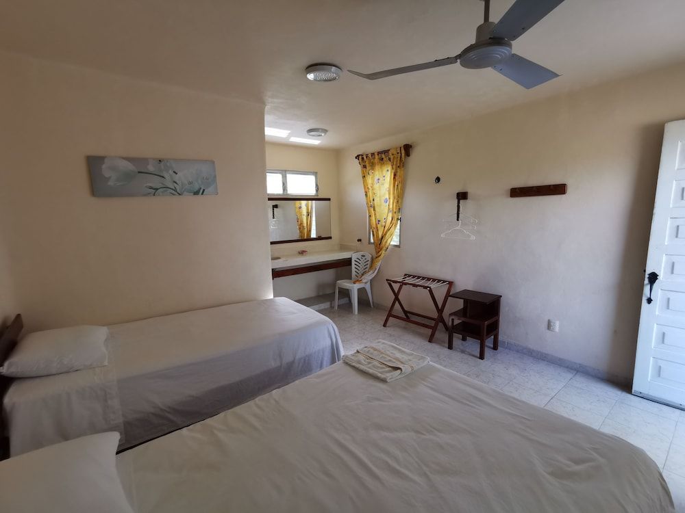 Las Cabañas Del Doctor Economy Room, Beach View 3