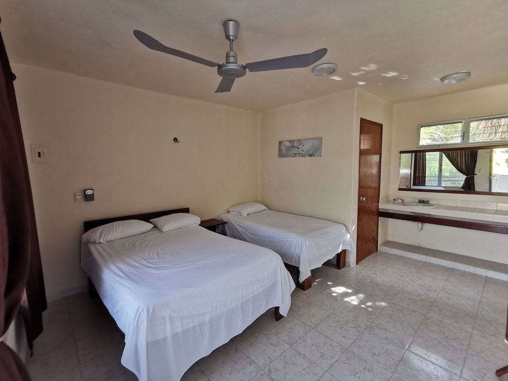Las Cabañas Del Doctor Economy Room, Beach View 4